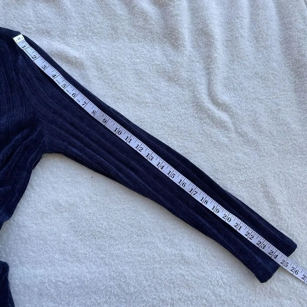 Dana Buchman Blue Super Soft Crew Neck Blue Sweater Women’s - Size M - Picture 7 of 7